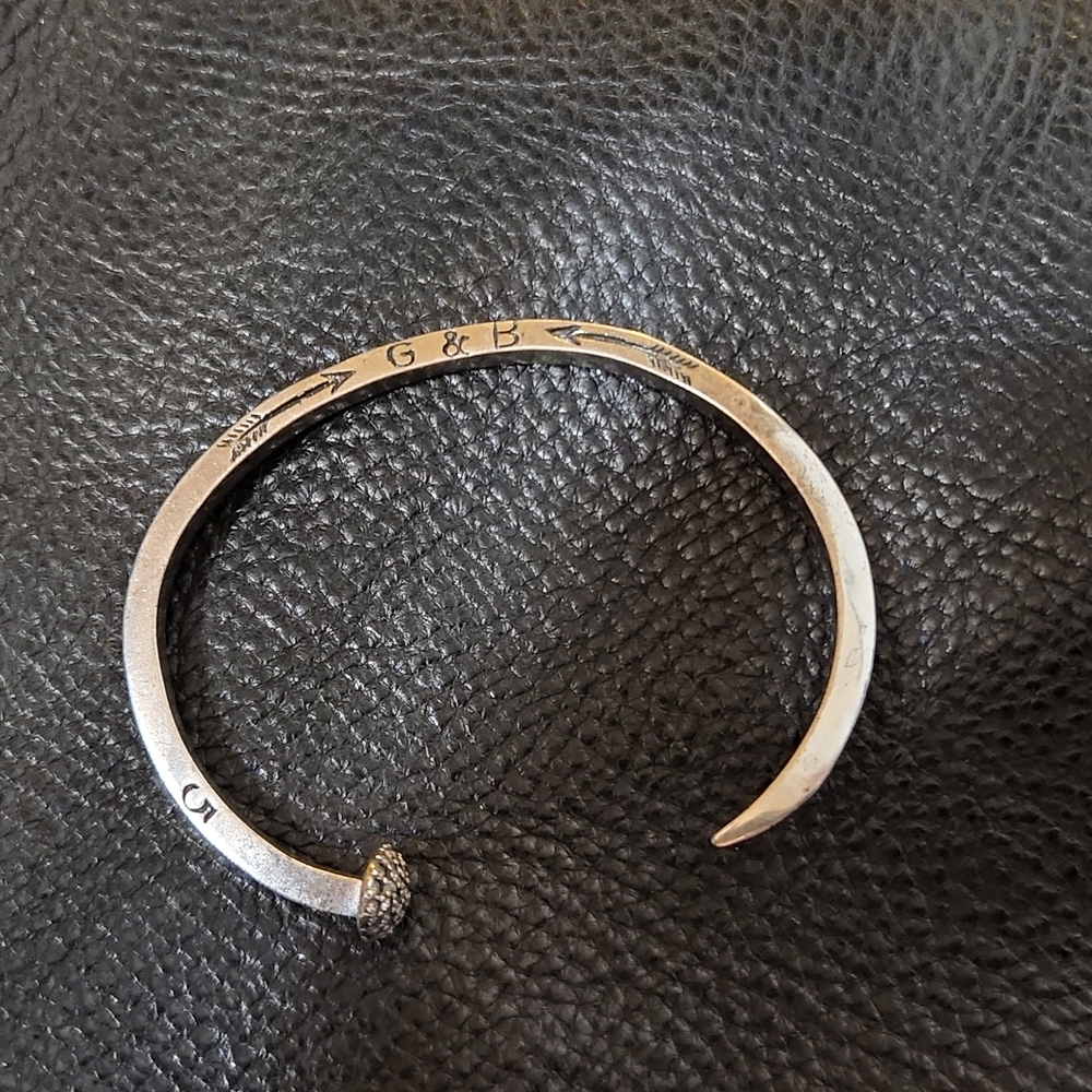 Bracelette
